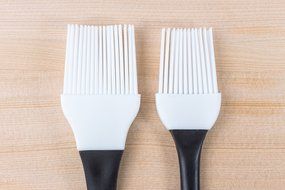 Pastry &amp; Basting Brush Set of 2 - Silicone Pastry Brushes - Suitable Meat Basting Brush - BBQ Meat Basting Brushes... N3