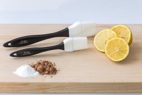 Pastry &amp; Basting Brush Set of 2 - Silicone Pastry Brushes - Suitable Meat Basting Brush - BBQ Meat Basting Brushes... N6