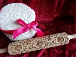 HIBISCUS DAMASK pattern engraved rolling pin and cookie cutter