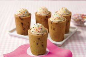 Wilton 2105-5746 Sweet Shooters Cookie Shot Glass Pan Set N10