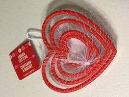 Heart Cookie Cutters 4 Piece Pack (Packages Vary in Red or Pink)