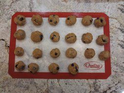 Qualdux QD-BP11 Non-Stick Silicone Baking Mat Size 11 1/32&quot; x 16 17/32&quot; (28x42cm) N3