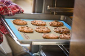 &Uuml;ber Baked Non-Stick Silicone Baking Mat Set - 2 Baking Mats for Half Size Baking Sheet. N4