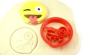 Tongue Face Emoji Cookie Cutter N5