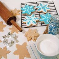 Winter Christmas Cookie Cutter Set - 11 Piece - Snowflake, Sweater, Snowman, Gingerbread Boy, Snow Tree, Angel... N2