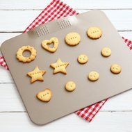 MyLifeUNIT Nonstick Carbon Steel Baking Cookie Sheet 12.8" x 11.4" N4