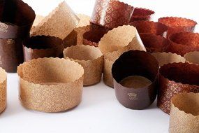 Cupcakes baking cups Perfect for muffins, cupcake souffle,panettone etc. W 3.5 in X H 1.5/8 in (30) N2