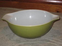 Vintage 1960's Pyrex " Verde " Olive Green 2 1/2 Quart Cinderella Mixing Batter Nesting Bowl