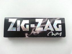 500 SHEETS! 10 PACKS of ZIG ZAG 70mm HOLOGRAM ROLLING PAPERS &amp; Bonus Doob Tube N2
