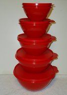 Tupperware Mixing Wonderlier 5-pc. Bowl Set, New, RED