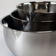 HUJI 3 Piece Stainless Steel Mixing Bowls set with Pouring Spouts &amp; Non-Slip Silicon Base and Handles For Baking... N3