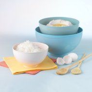 Sweet Creations 3-Piece Mixing Bowl Set, White and Turquoise N2