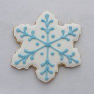 Ann Clark Christmas Snowflake Cookie Cutter Set - 2 Piece - 2 1/2&quot; &amp; 3 1/2&quot; - Tin Plated Steel N3
