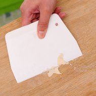 Wonderful-Buying 1 Piece Kitchen Plastic Pizza Dough Pastry Cake Scraper Icing Trapezoid Cutter Tool N2