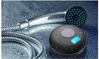 IPX7 Waterproof Bluetooth Speaker with LCD Display, NFC, FM Radio and Subwoofer Effect
