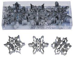 R &amp; M International Snowflake with Cutouts Cookie Cutter Set (Set of 3), Multicolor