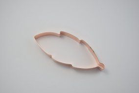 Simple Contour Feather Copper Cookie Cutter N4