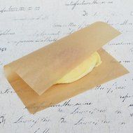 100 PCS Baking Parchment Wax Paper Candy Wrapper Oil Paper 22X25 CM Virgin Pulp N2