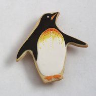 Penguin Cookie and Fondant Cutter - Ann Clark - 5 Inches - US Tin Plated Steel N4