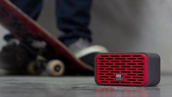 MBQUART QUBTwo Dual Driver Wireless Bluetooth Speaker (Red) N6