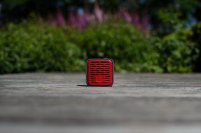 MBQUART QUBTwo Dual Driver Wireless Bluetooth Speaker (Red) N28