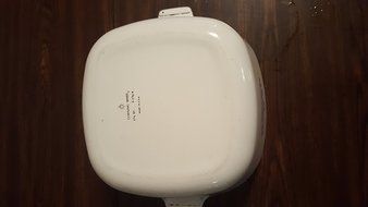 Vintage Corning 2.5 Qt Sq. Cov. Casserole with Glass Lid Cornflower Blue N4