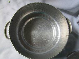 Vintage Hammered Aluminum Round Tulip Casserole Carrier 1 Qt N3