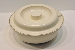 Vtg Tupperware "Ultra 21" Microwave &amp; Oven (2 qt) Covered Casserole Dish Soup Tureen