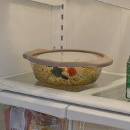 Anchor Hocking 3-Quart Glass Baking Dish with Pepper Grey TrueFit Lid N16