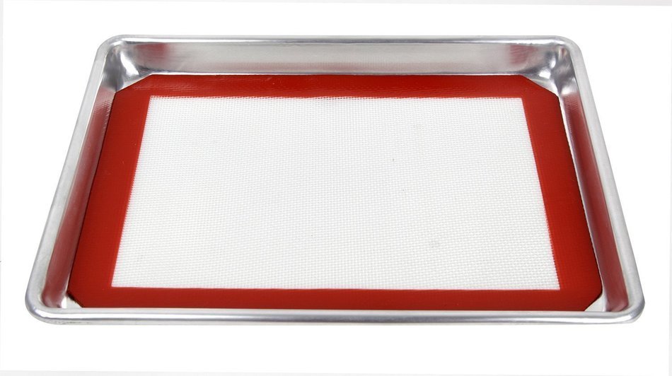 New Star 38446 Commercial 18-Gauge Aluminum Sheet Pan and Silicone Baking Mat Set, 15 by 21-Inch N2