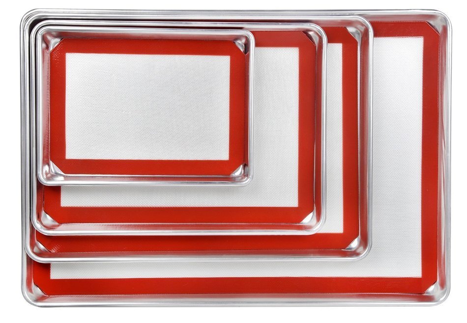 New Star 38446 Commercial 18-Gauge Aluminum Sheet Pan and Silicone Baking Mat Set, 15 by 21-Inch N4