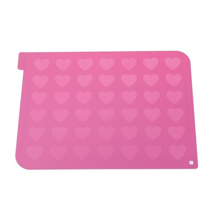 Silikomart Silicone Wonder Cakes Collection Macarons Baking Mat with 24 Disposable Piping Bags, Hearts N2