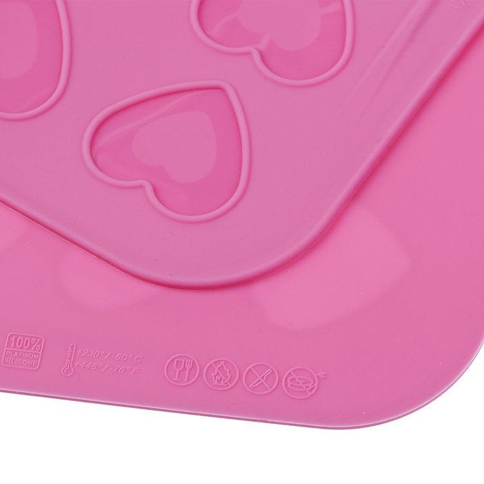 Silikomart Silicone Wonder Cakes Collection Macarons Baking Mat with 24 Disposable Piping Bags, Hearts N3