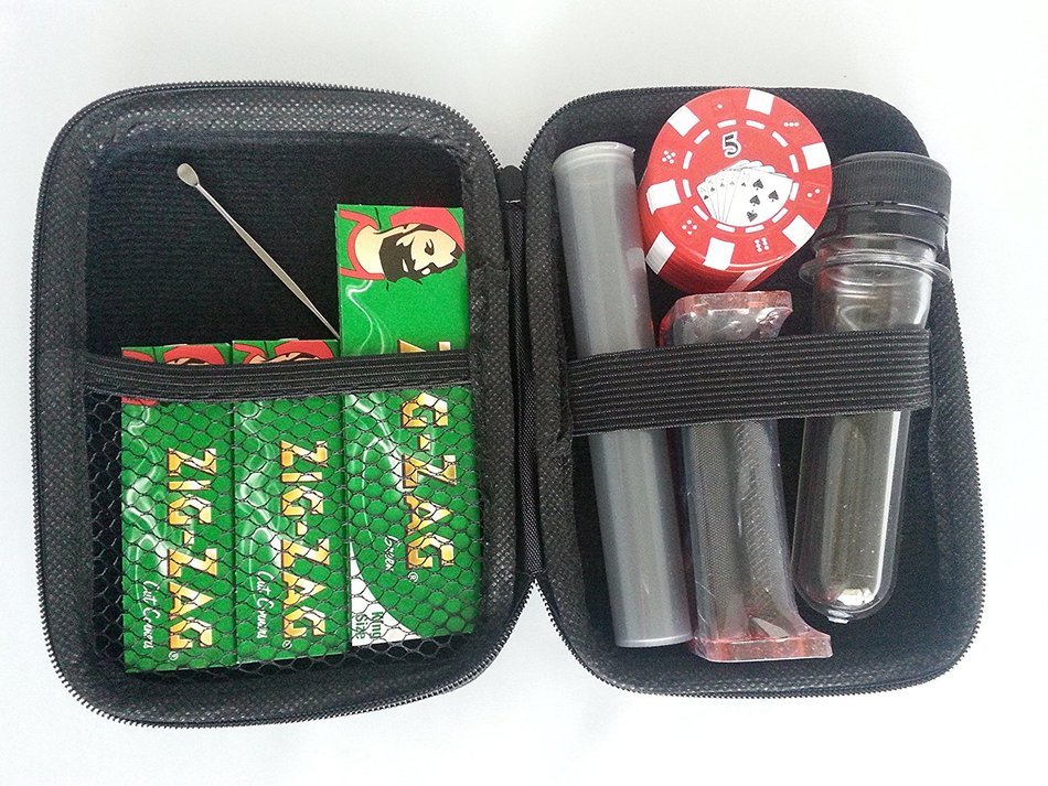 "High Roller" Smoking Kit in Zip Case with Poker Chip Grinder, Rolling Machine & Zig Zag Papers, Cache Tube &...