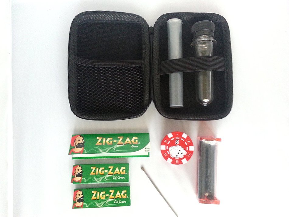 "High Roller" Smoking Kit in Zip Case with Poker Chip Grinder, Rolling Machine & Zig Zag Papers, Cache Tube &... N2