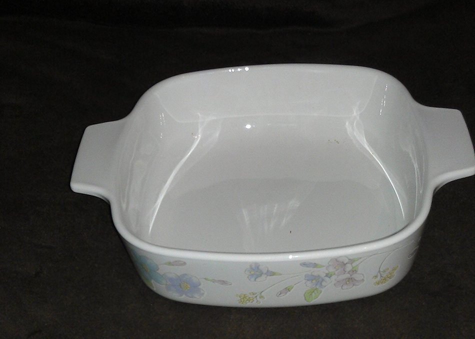 Corningware Pastel Bouquet *1 Liter Casserole*A-1-B*