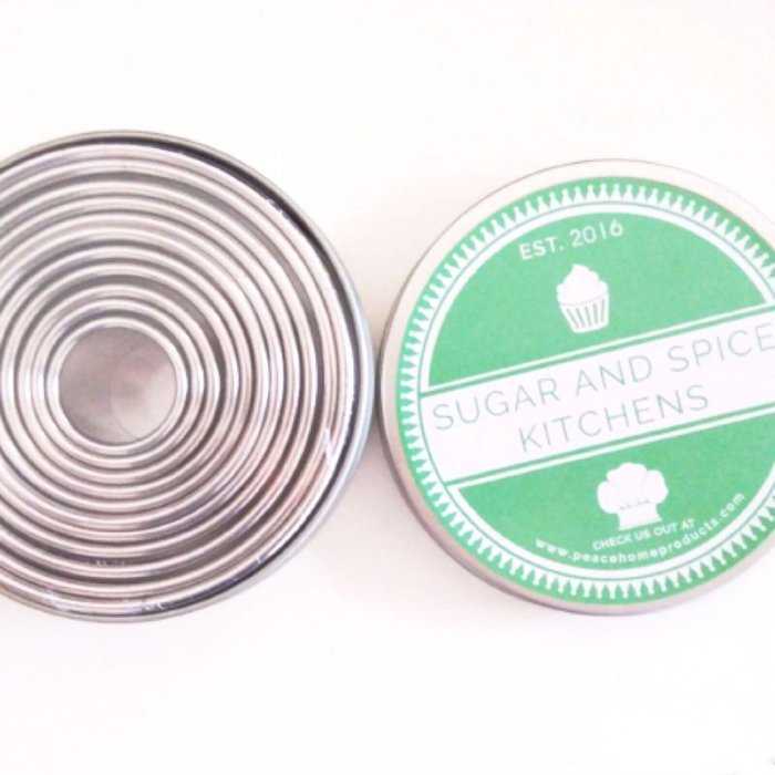 Sugar And Spice Kitchens Best 11 Piece Plain Round Cookie Cutter Set For Biscuits , Sandwiches, And Much More...