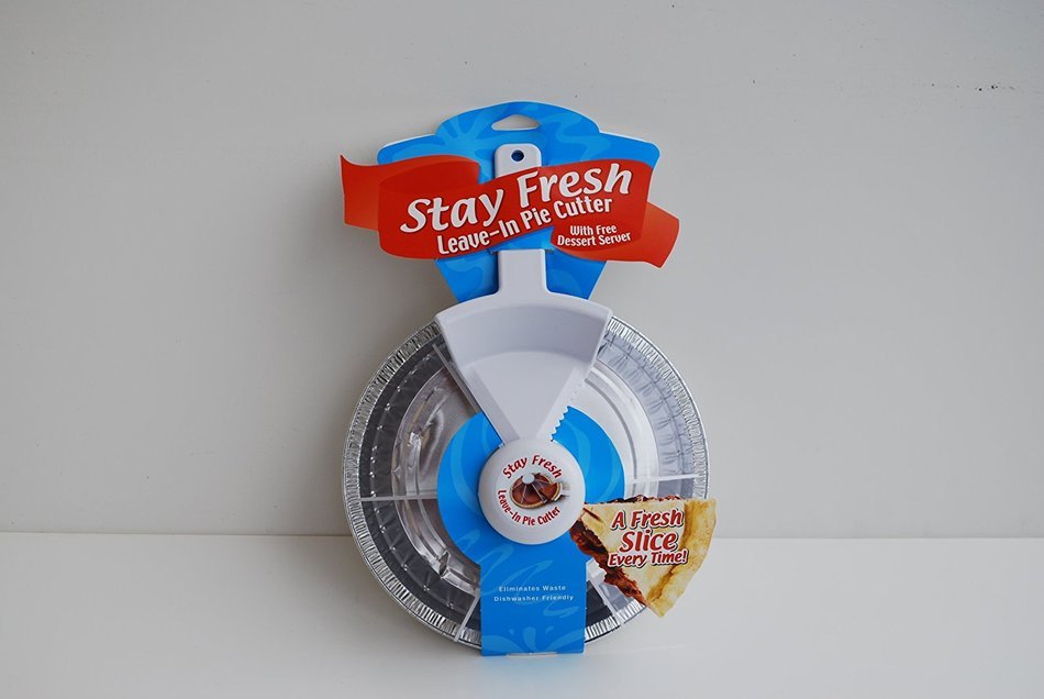 Stay Fresh "Leave-In" Pie Cutter