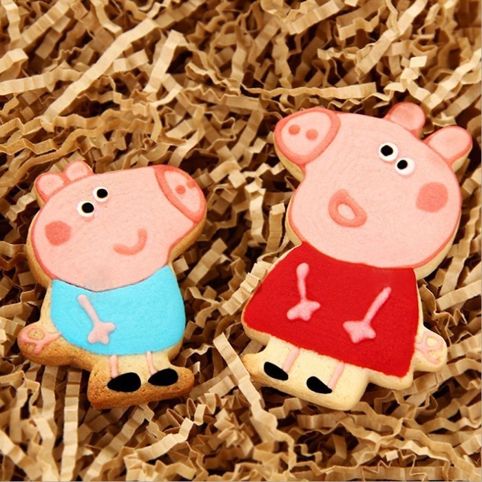 Yunko 2pcs Peppa Pig Stainless Steel Cookie Fondant Cutter Cake Decorating Tools Cz009