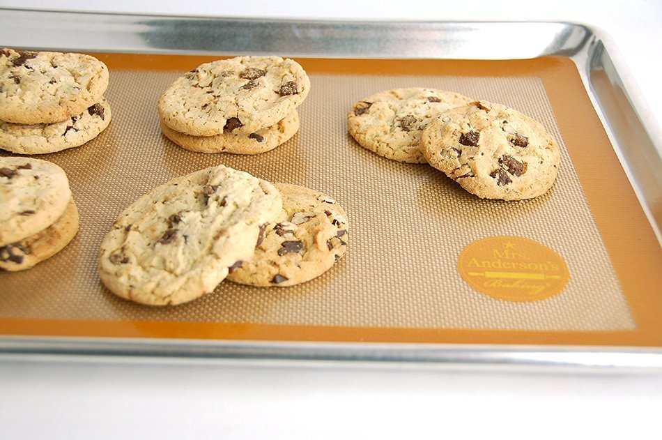 Mrs. Anderson&rsquo;s Baking Non-Stick Silicone Toaster Oven Baking Mat, 7.875-Inch x 10.87-Inch N21
