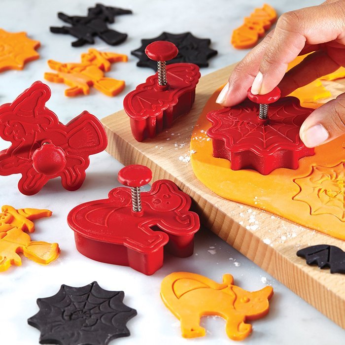 Cake Boss Decorating Tools 4-Piece Princess Fondant Press Set, Red N12