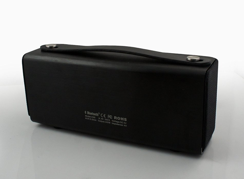 Mocole X05 Wireless Bluetooth 1800mAh Li-Ion Rechargeable Speaker with Built-in Speakerphone (Black - Aluminum... N3