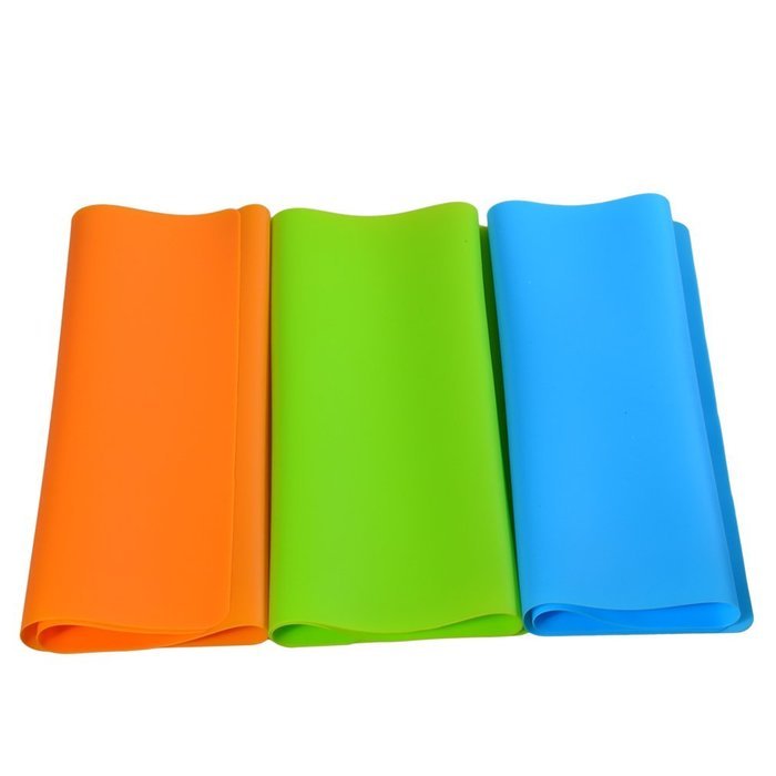 Kingmil silicone mat 100% FOOD GRADE SILICON，Children Placemats,blue,green,orange (Orange) N2