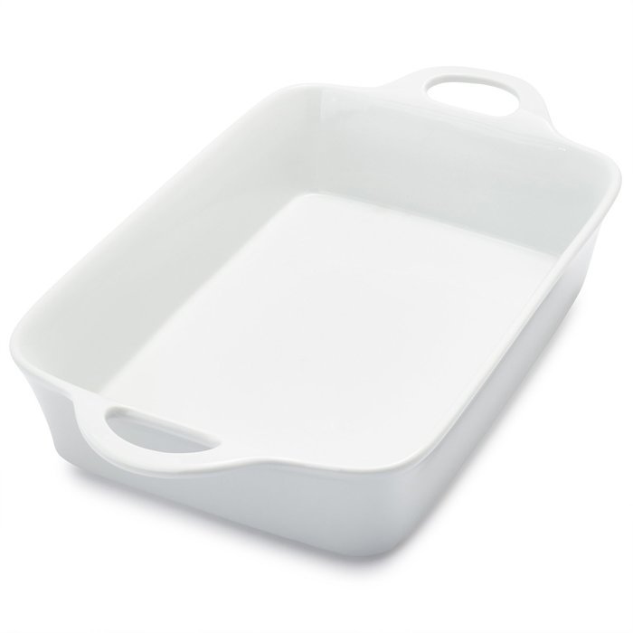 Sur La Table Rectangular Porcelain Baker UN30-203 , 4 qt.