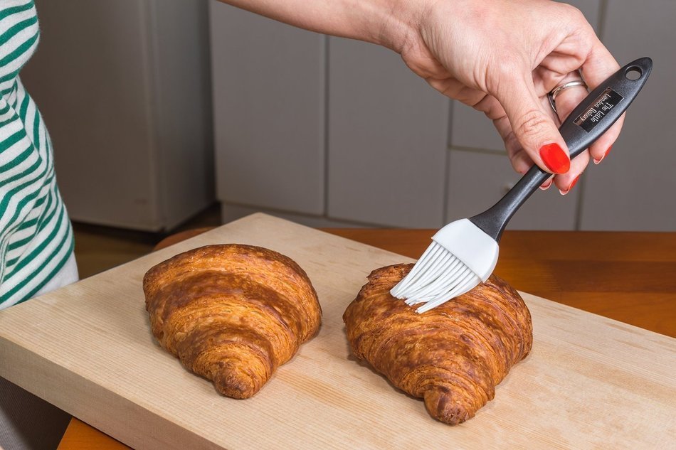 Pastry & Basting Brush Set of 2 - Silicone Pastry Brushes - Suitable Meat Basting Brush - BBQ Meat Basting Brushes... N2