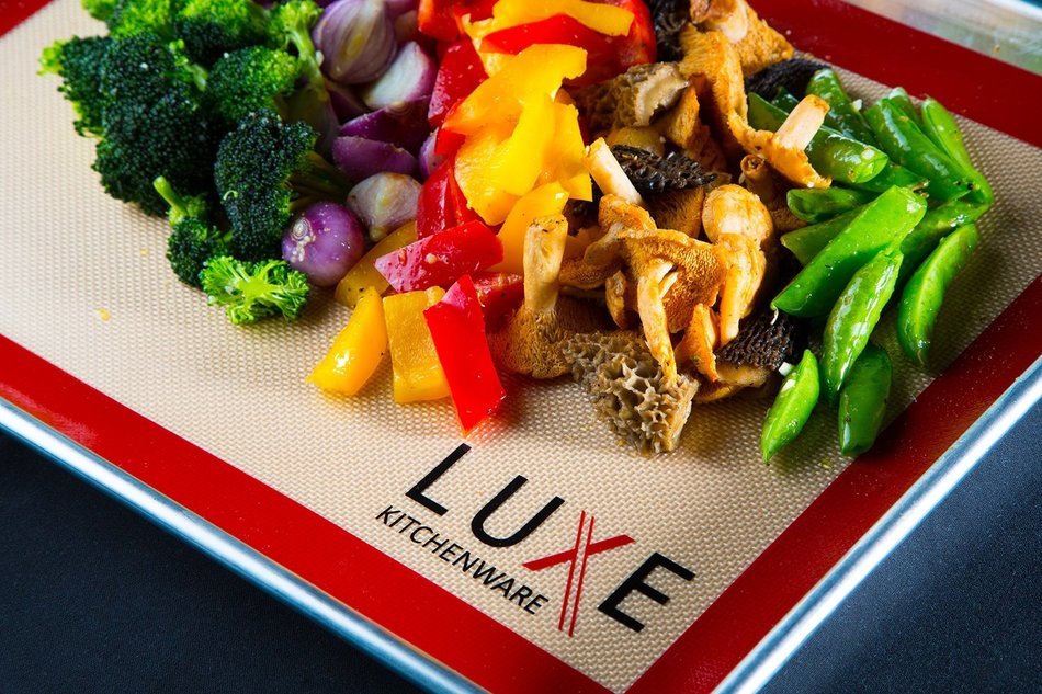 Non-Stick Silicone Baking Mats - Premium Quality - Fits Half Large (Standard) and Quarter Size Cooking Sheet Pans... N2