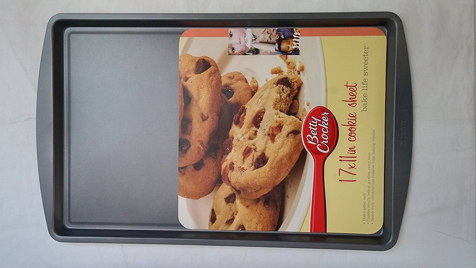 Betty Crocker 17"x 11" Bake Life Sweeter Cookie Sheet N2