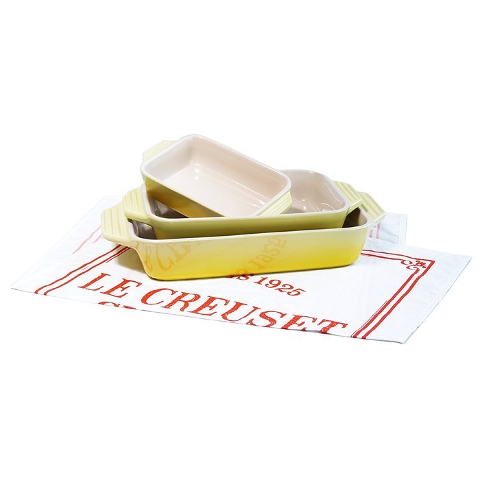 Le Creuset 3 Piece Cherry Stoneware Rectangular Casserole Dish Set with Free Bonus Cuisine Towel N5