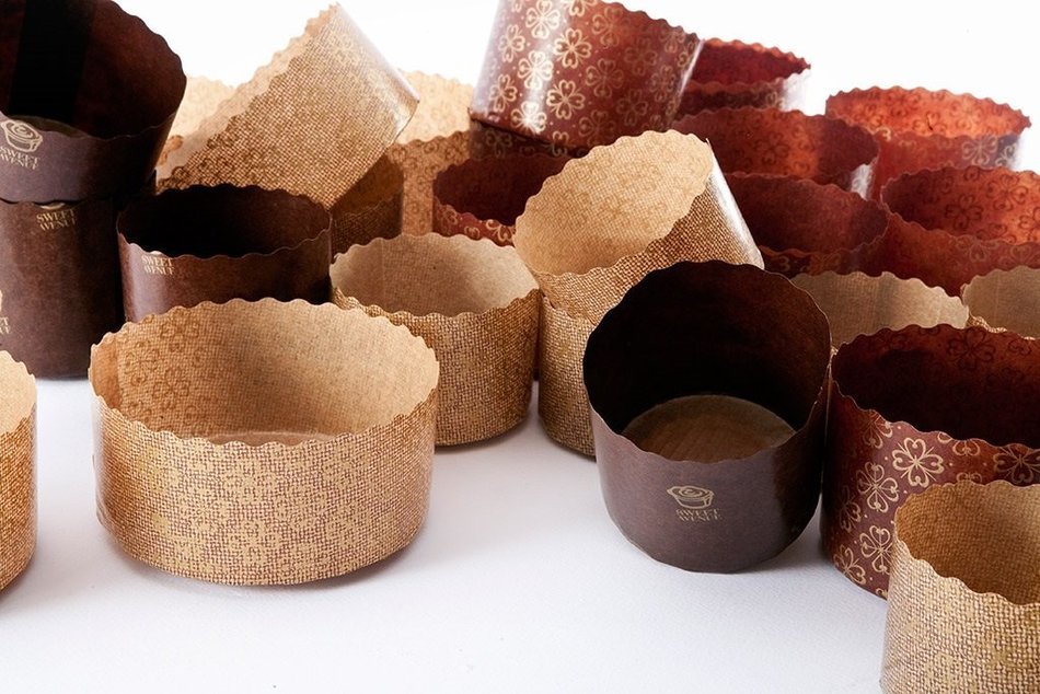 Cupcakes baking cups Perfect for muffins, cupcake souffle,panettone etc. W 3.5 in X H 1.5/8 in (30) N2