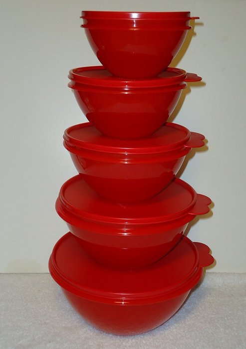 Tupperware Mixing Wonderlier 5-pc. Bowl Set, New, RED